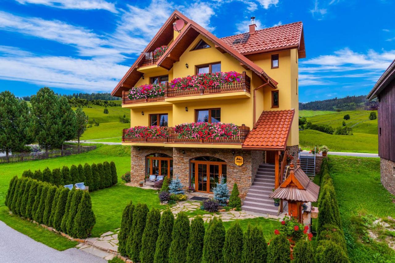 Boutique Hotel Budzak Ždiar エクステリア 写真